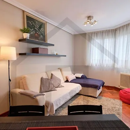 Covadonga Apartamento Daire Avilés