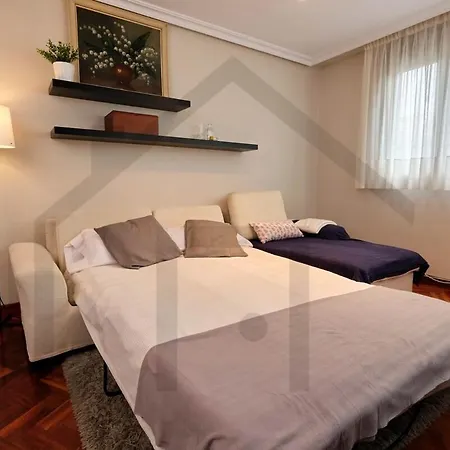 Covadonga Apartamento 아비엘