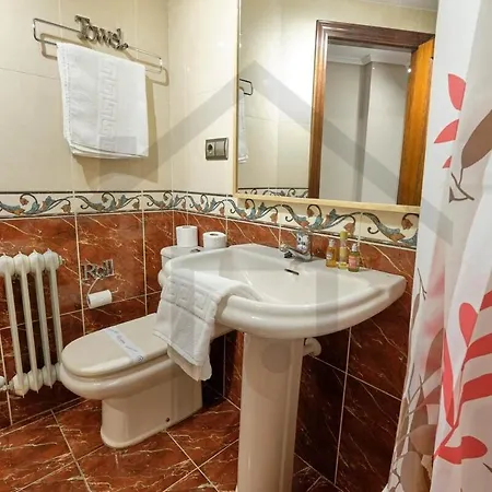 Covadonga Apartamento * 아비엘