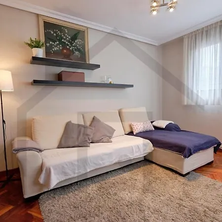 Covadonga Apartamento 아비엘